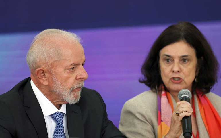 Brasil antecipa campanha contra dengue após 6,5 mi de casos em 2024