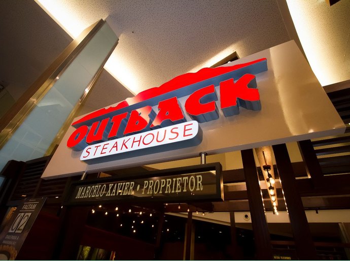 Outback Steakhouse lança horário especial de fim de ano