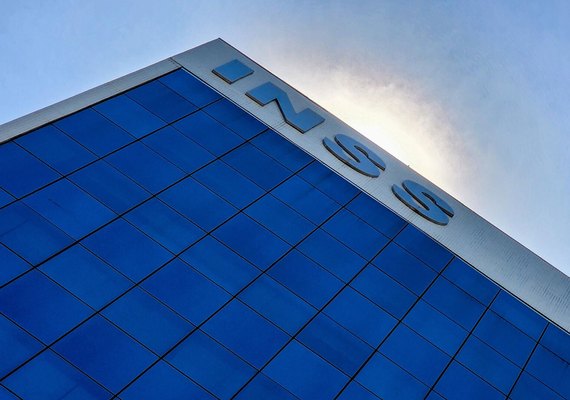 AGU e INSS adotam medidas para responsabilizar entidades que descontaram aposentados indevidamente