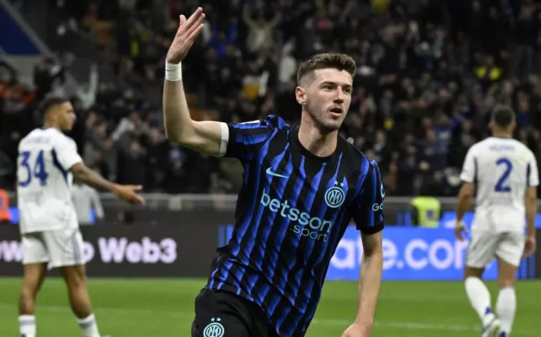 Inter de Milão vira sobre Como e vai à final da Copa da Itália