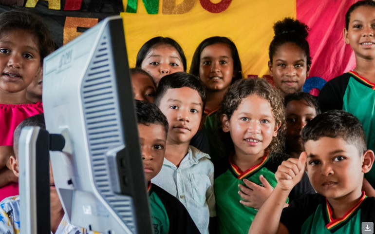 Alagoas chega a 57,1% de escolas conectadas à internet