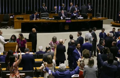 Motta anuncia votação de urgência para projeto de anistia a golpistas