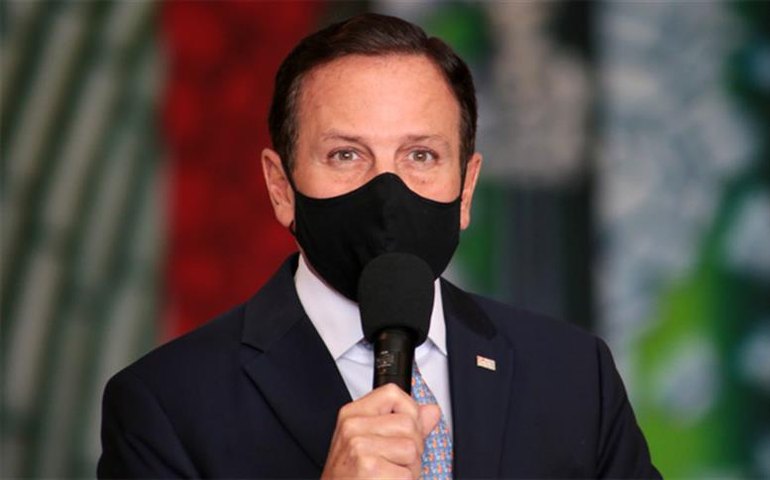 CBF rebate Doria e diz que clubes de São Paulo aceitam jogar fora do Estado