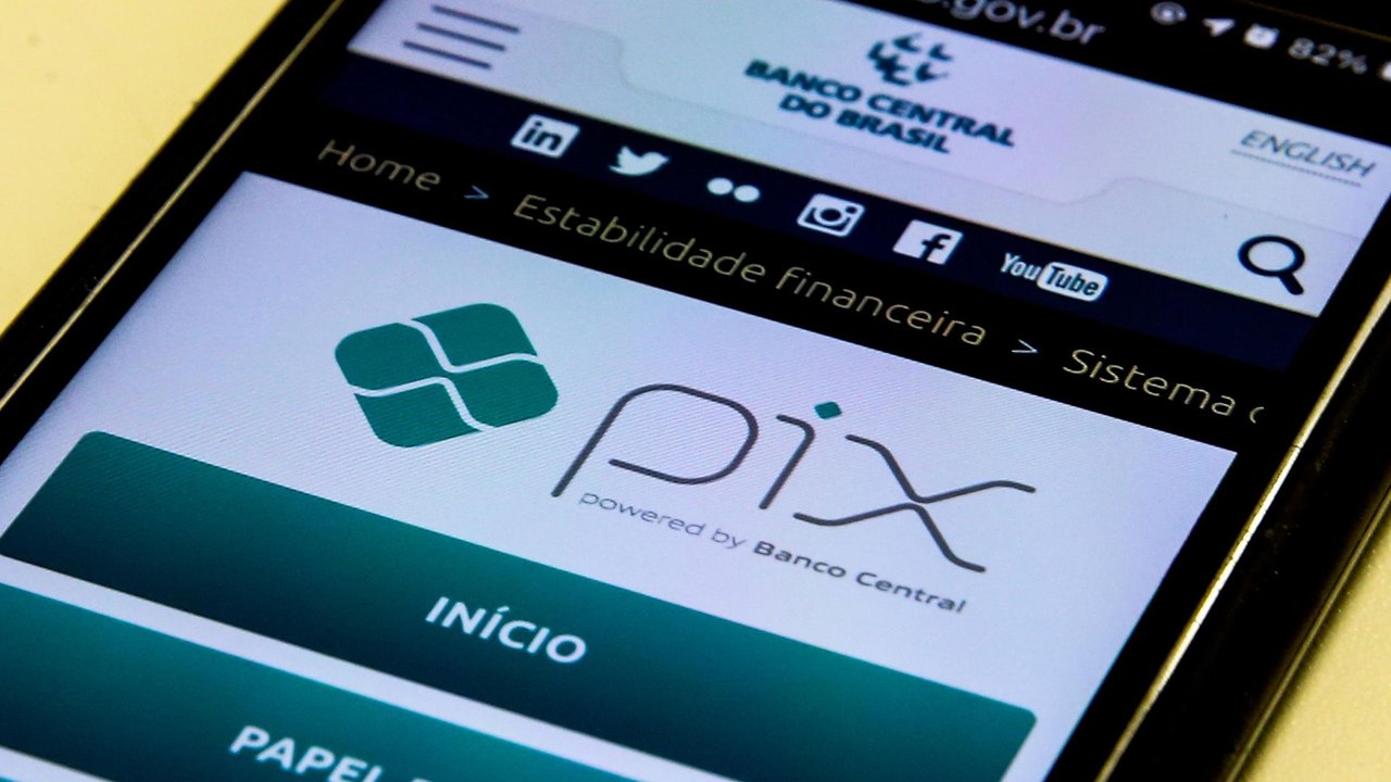 Análise: flerte da Europa com Pix e BRICS traz ganho estratégico e de autonomia para o Brasil