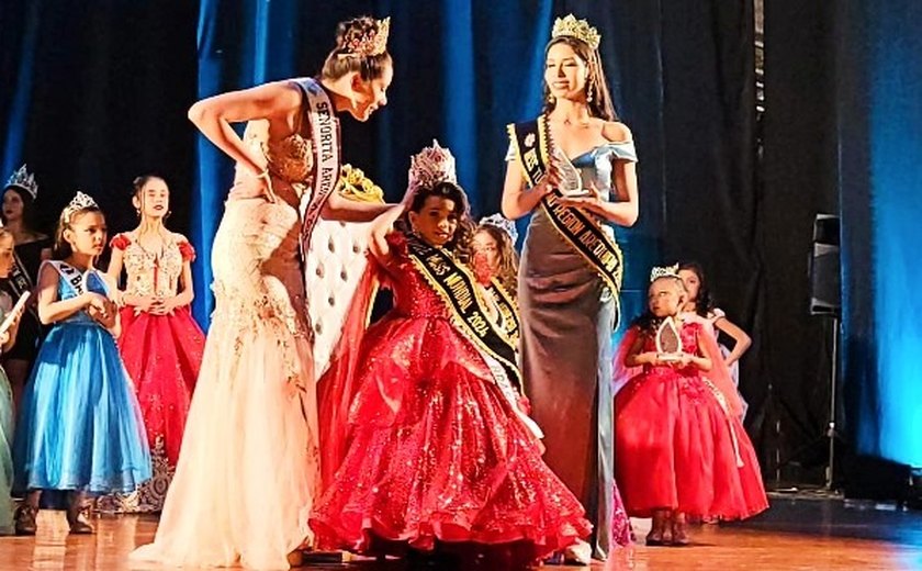 Alagoana de 8 anos vence o Little Miss Mundial 2024 no Peru