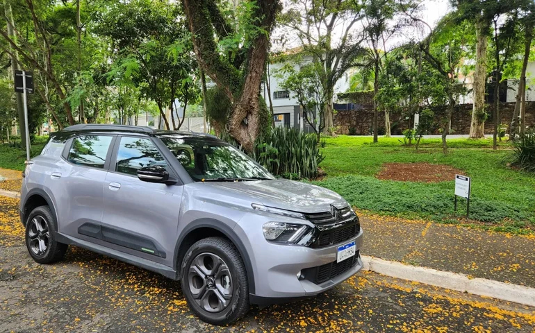 Citroën atualiza interior, tecnologias e funcionalidades do Aircross 2026