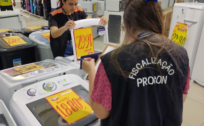 Procon Maceió orienta consumidores para a Black Friday 2022