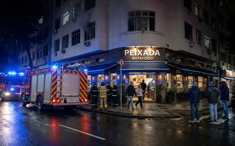 Princípio de incêndio provoca correria na Peixada Botafogo, na Zona Sul do Rio