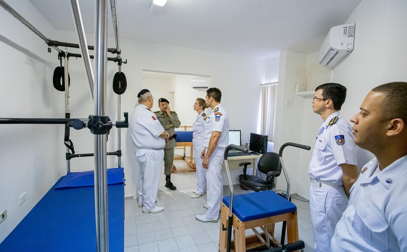 Diretoria de saúde da Polícia Militar de Alagoas inaugura sala de pilates e entrega nova ambulância