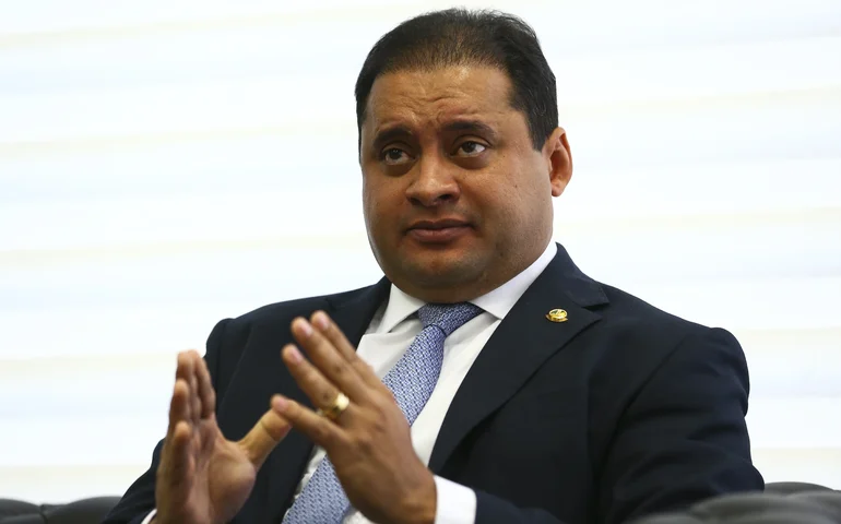 Relator reconhece derrota do governo após rejeição de Messias ao STF