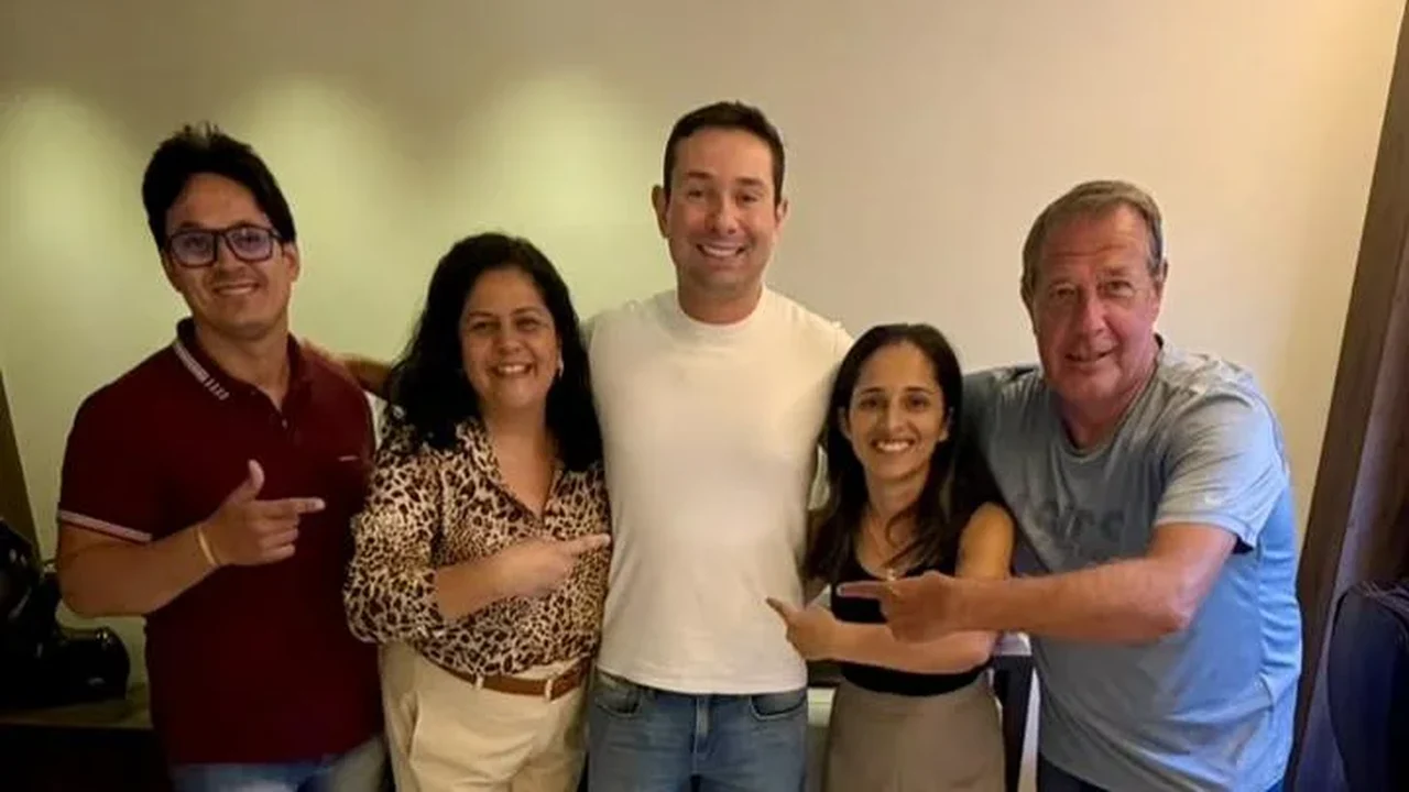 Lucas Barbosa assume compromisso com famílias atípicas durante encontro em Arapiraca