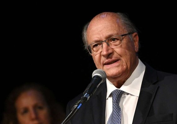 Lewandowski tranca ação contra Alckmin