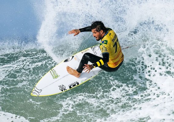 Filipinho é tricampeão na África do Sul e carimba vaga em Paris