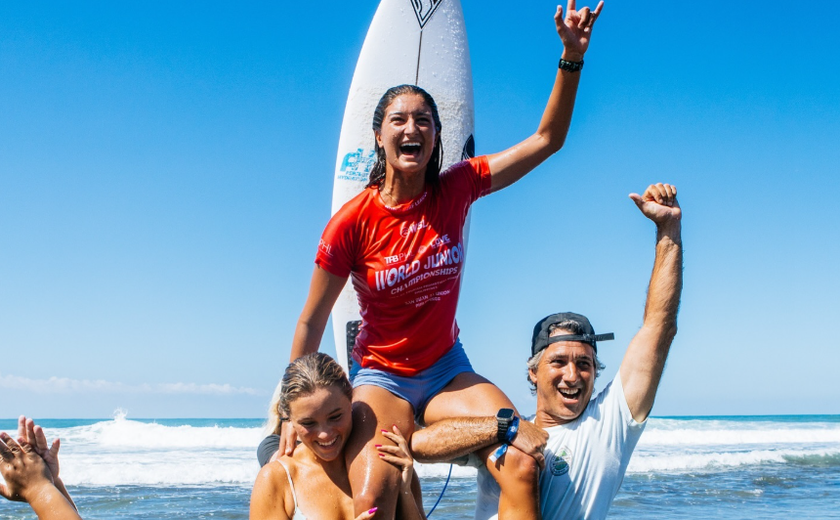 Luana Silva faz história e conquista o 10º título do Brasil no Mundial Júnior de Surfe