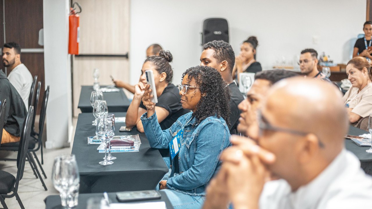Escola do Turismo oferece mais de 500 vagas para cursos gratuitos em cinco municípios