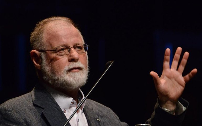 &#8216;A literatura não tem missões, mas possibilidades&#8217;