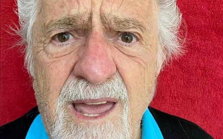 Aos 90, Ary Fontoura dá conselho para boa saúde: 'Não parar, senão param com a gente'