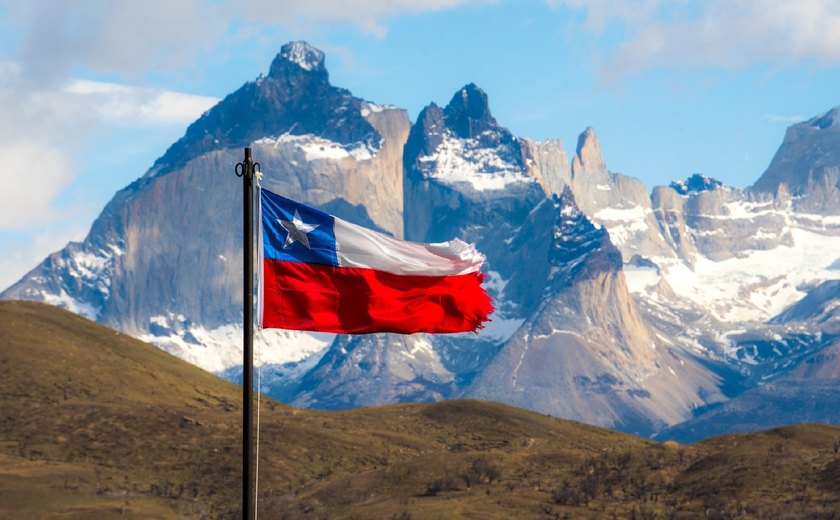 Rascunho da nova Constituição agrava polarização política no Chile
