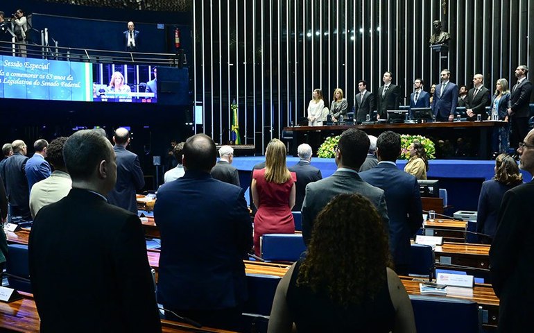 Sessão especial destaca atuação da Consultoria Legislativa