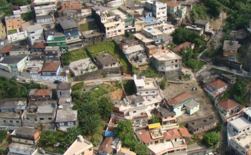 Santos decreta situação de emergência após incêndio em comunidade