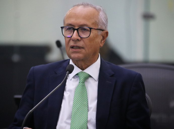Doutor Wanderley comemora retomada do programa de transplante de rim e coração em Alagoas