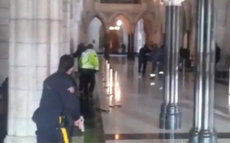 Estados Unidos e Canadá entram em alerta após tiroteio em Ottawa