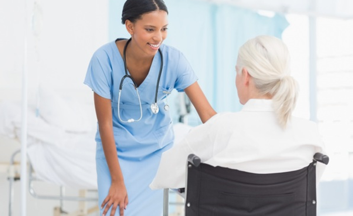 Estudo publicado no JAMA aponta sobrevida superior a dois anos em pacientes que receberam esses cuidados, em comparação àqueles não beneficiados com essa prática.