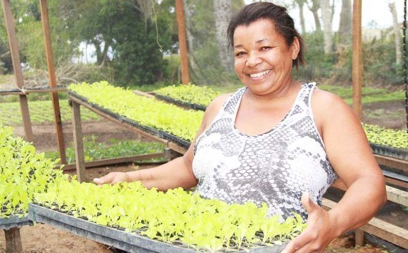 Uneal capacita agricultores para desenvolvimento da economia solidária em Alagoas