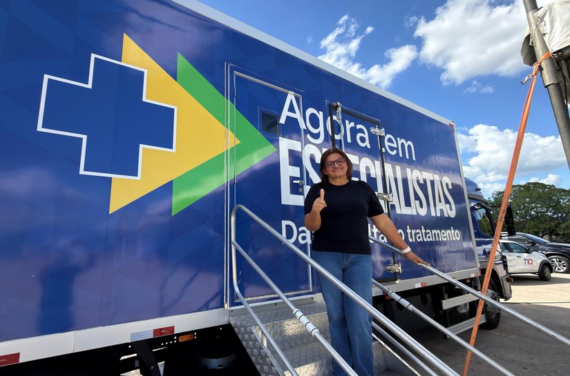 Delmiro Gouveia recebe carreta do programa 'Agora Tem Especialistas' para zerar filas na saúde da mulher