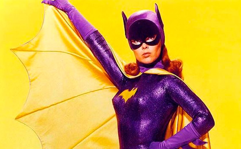 Morre a atriz Yvonne Craig, a Batgirl da série clássica do Batman!