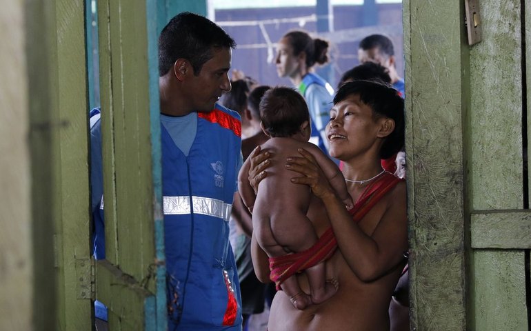 Óbitos por malária na terra Yanomami caíram 80% em 2025, diz governo