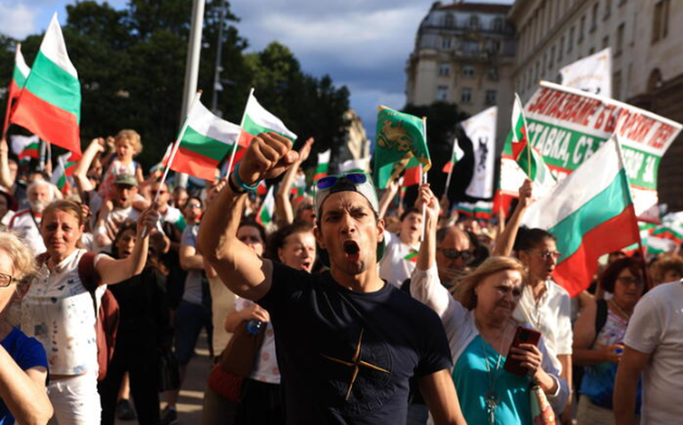 UE dá aval definitivo para entrada da Bulgária na zona do euro