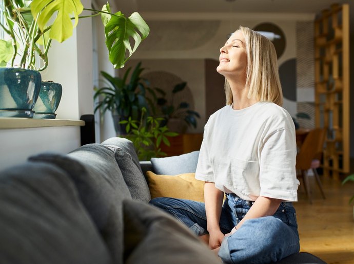 Janeiro branco: cuidados com a saúde mental estão entre as  5 maiores prioridades dos brasileiros para 2026, revela estudo