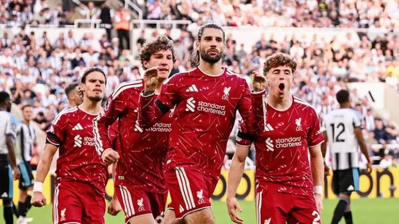 Liverpool arranca empate com Newcastle com gol de pênalti no último lance