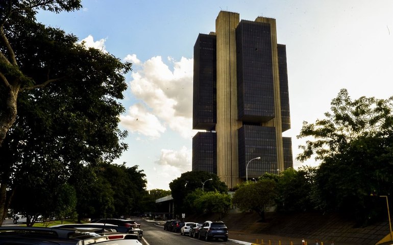 Radar do mercado de trabalho continua mostrando crescimento, avalia BC em relatório
