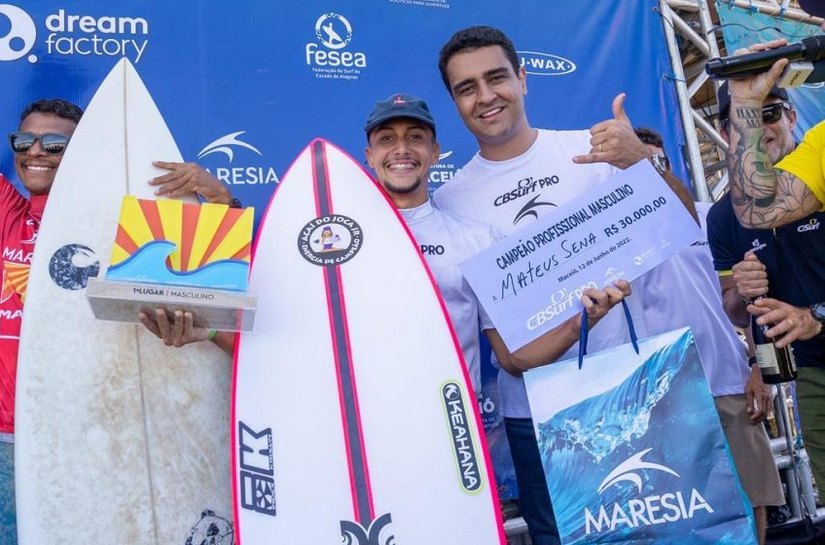 Prefeito JHC entrega premiação do Campeonato Brasileiro de Surf e reforça incentivo ao esporte na capital