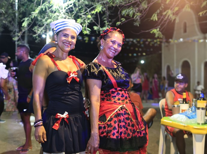 Com polos lotados, Carna Coruripe 2026 mantém ritmo intenso nesta segunda