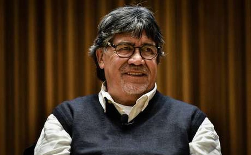 Morre o escritor chileno Luís Sepúlveda, vítima do novo coronavírus