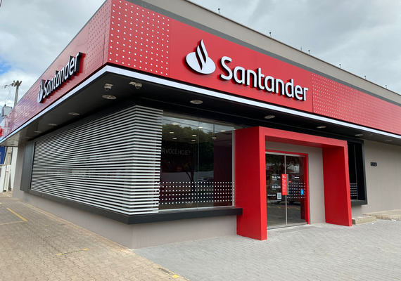 Santander anuncia medidas de adequação de prazos e condições para clientes do RS