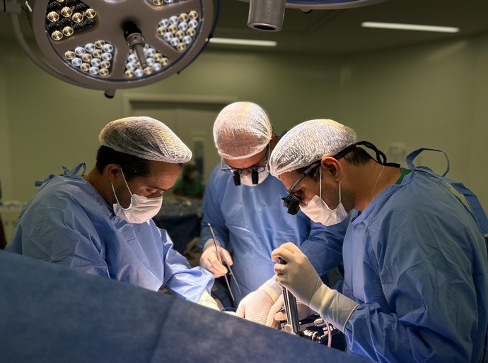 Paciente de 63 anos celebra recuperação, após transplante hepático no Hospital do Coração Alagoano