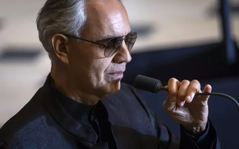 Bocelli anuncia convidados internacionais para shows no Brasil