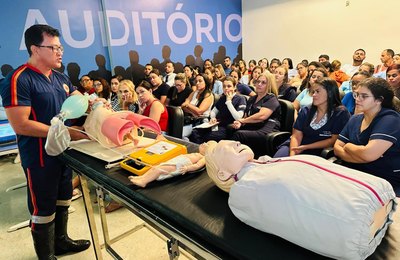 Profissionais do Hospital Regional de Palmeira dos Índios são capacitados por socorristas do Samu