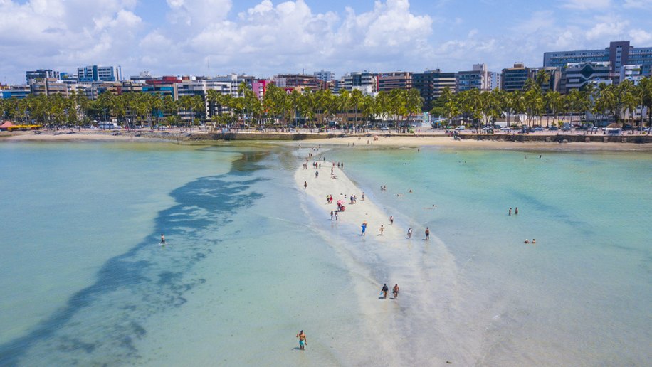 Maceió é o 1º destino do NE e o 3º do país mais procurado até dezembro de 2022