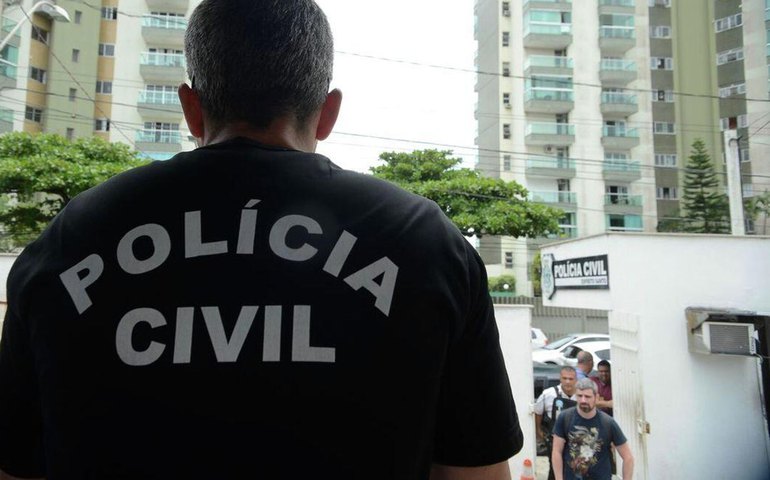 Polícia Civil prende homem acusado de incendiar imóvel e matar ex-companheira em Barros Filho