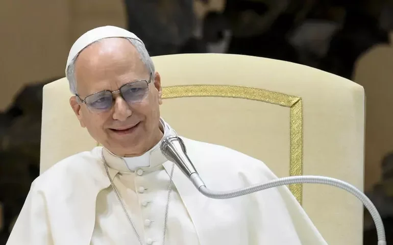 Celibato não é uma 'negação', diz Leão XIV a padres