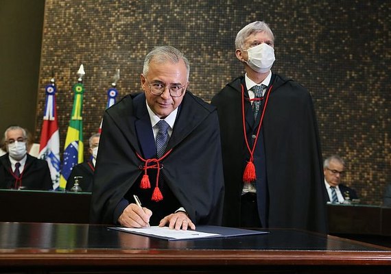 Fábio Ferrario toma posse no Tribunal de Justiça de Alagoas