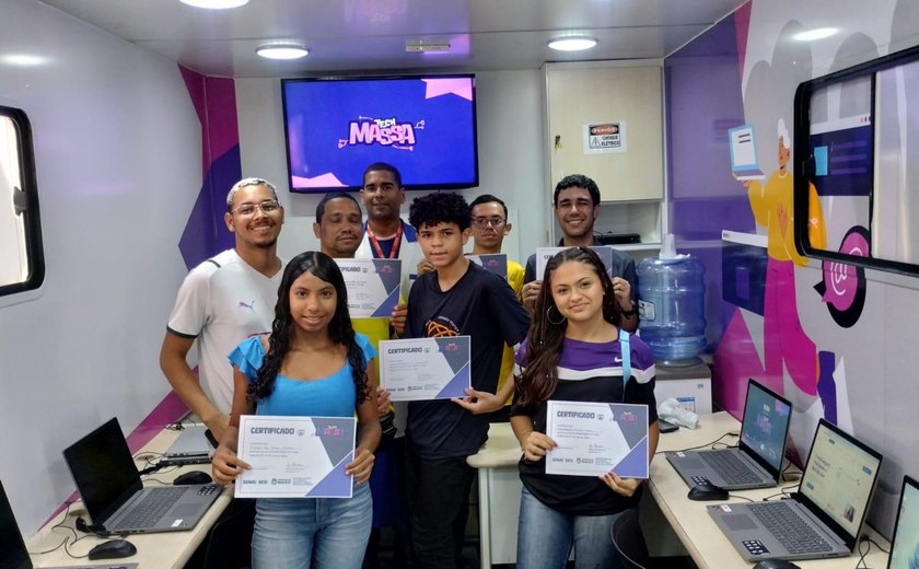 Tech Massa leva inclusão digital ao Graciliano Ramos e à Chã da Jaqueira