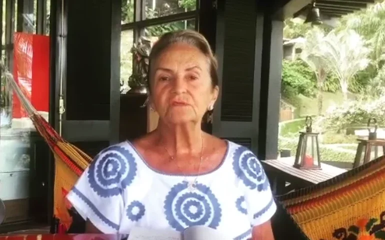 Lucinha Araújo emociona cantando Cazuza em show de Elymar Santos