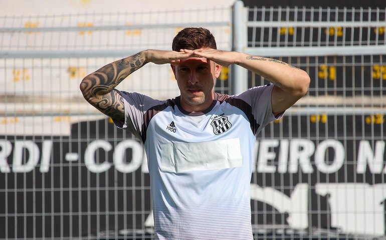 Zagueiro Fábio Sanches é dúvida na Ponte Preta para duelo com o Novorizontino