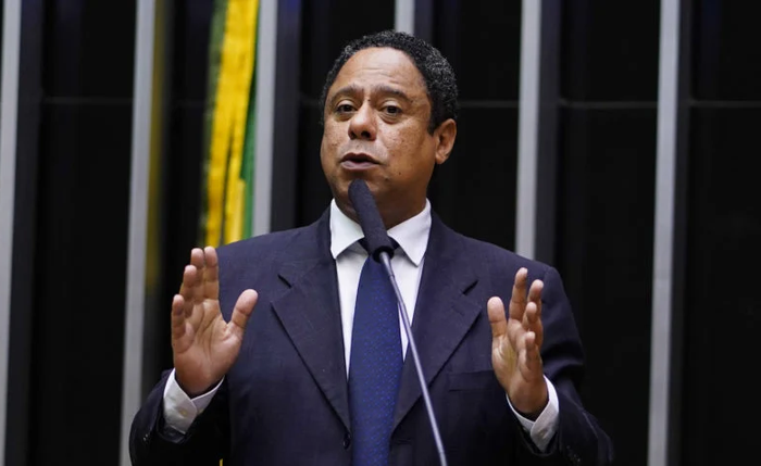 Orlando Silva, relator do projeto